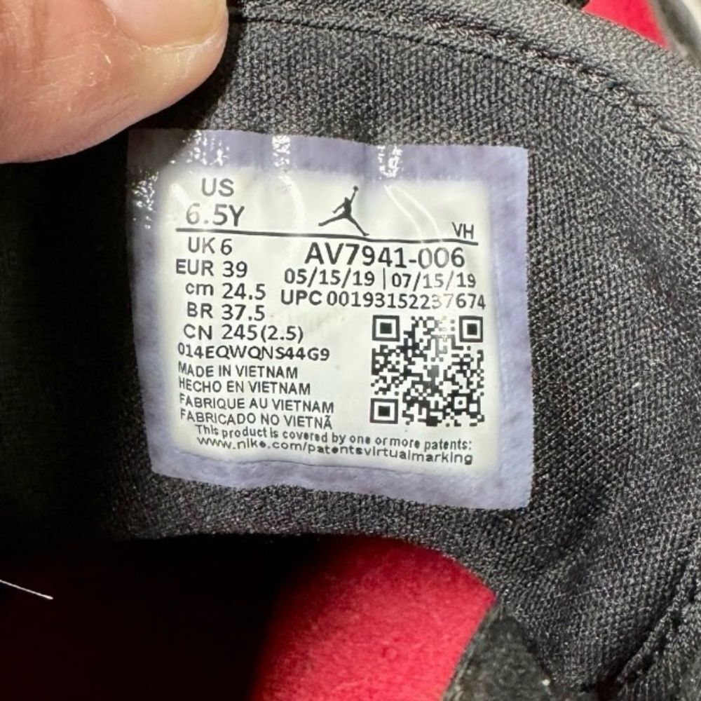 Jordan Access (GS) Black Red Low Top Sneakers Show AV7941-006 Kids 6.5Y Women 8 - Picture 5 of 5